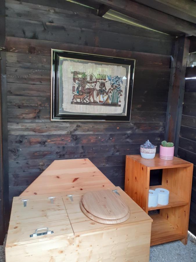 Maison D'Hotes Afrika Du Queyroux Ginestet Екстериор снимка